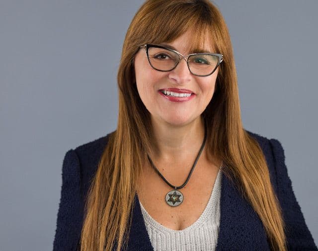 Natalie Farber headshot